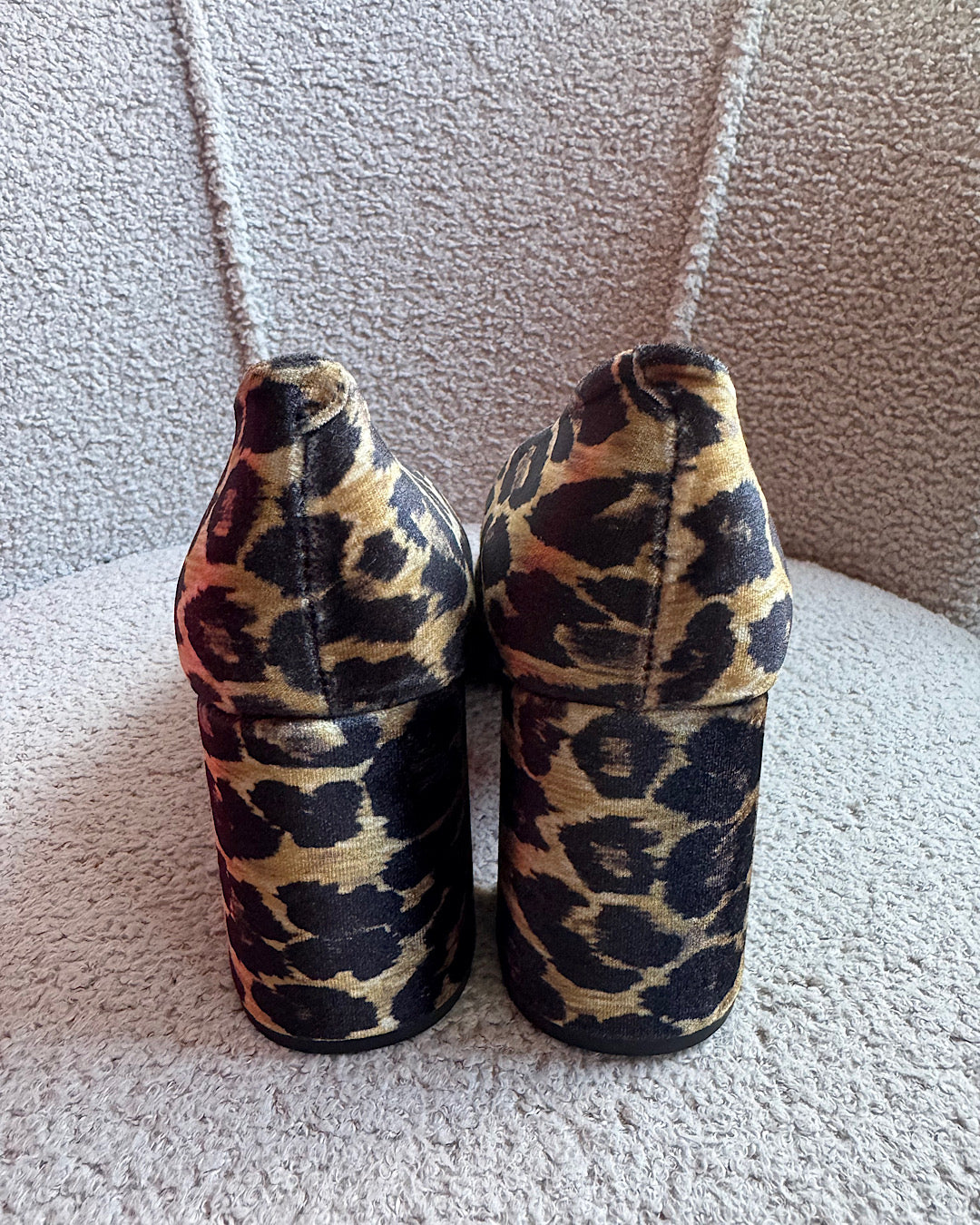Penelope Chilvers Velvet Animal Print Heels ~ Size 8