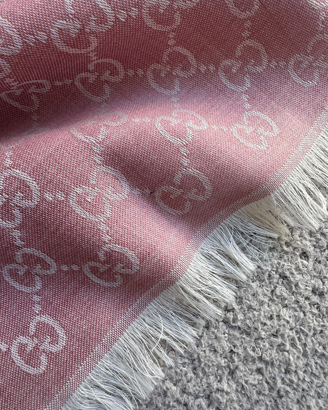 Gucci Two Tone Pink Scarf