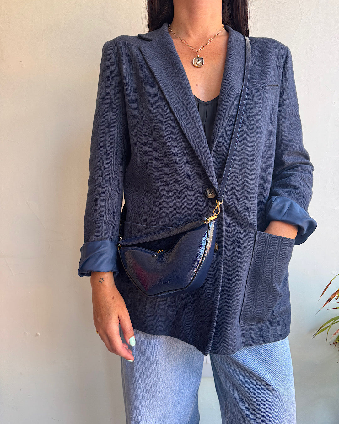 Maison Hotel Navy Linen Blazer ~ Size XS