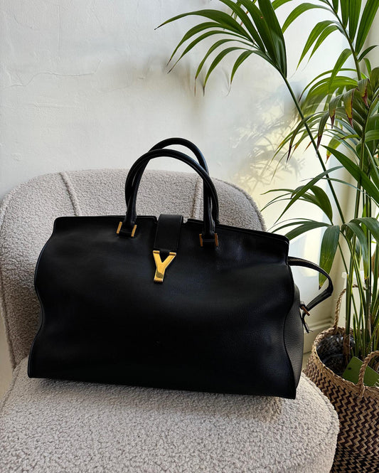 Front view of black leather Chyc Cabas bag from Yves Saint Laurent