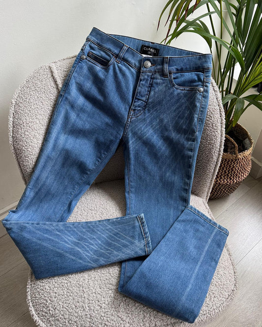 A gorgeous pair of blue-wash denim skinny jeans from Chanel