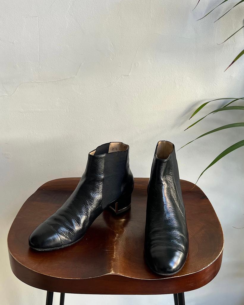 SALE - Black Leather Chelsea Ankle Boots ~ Size 38/5