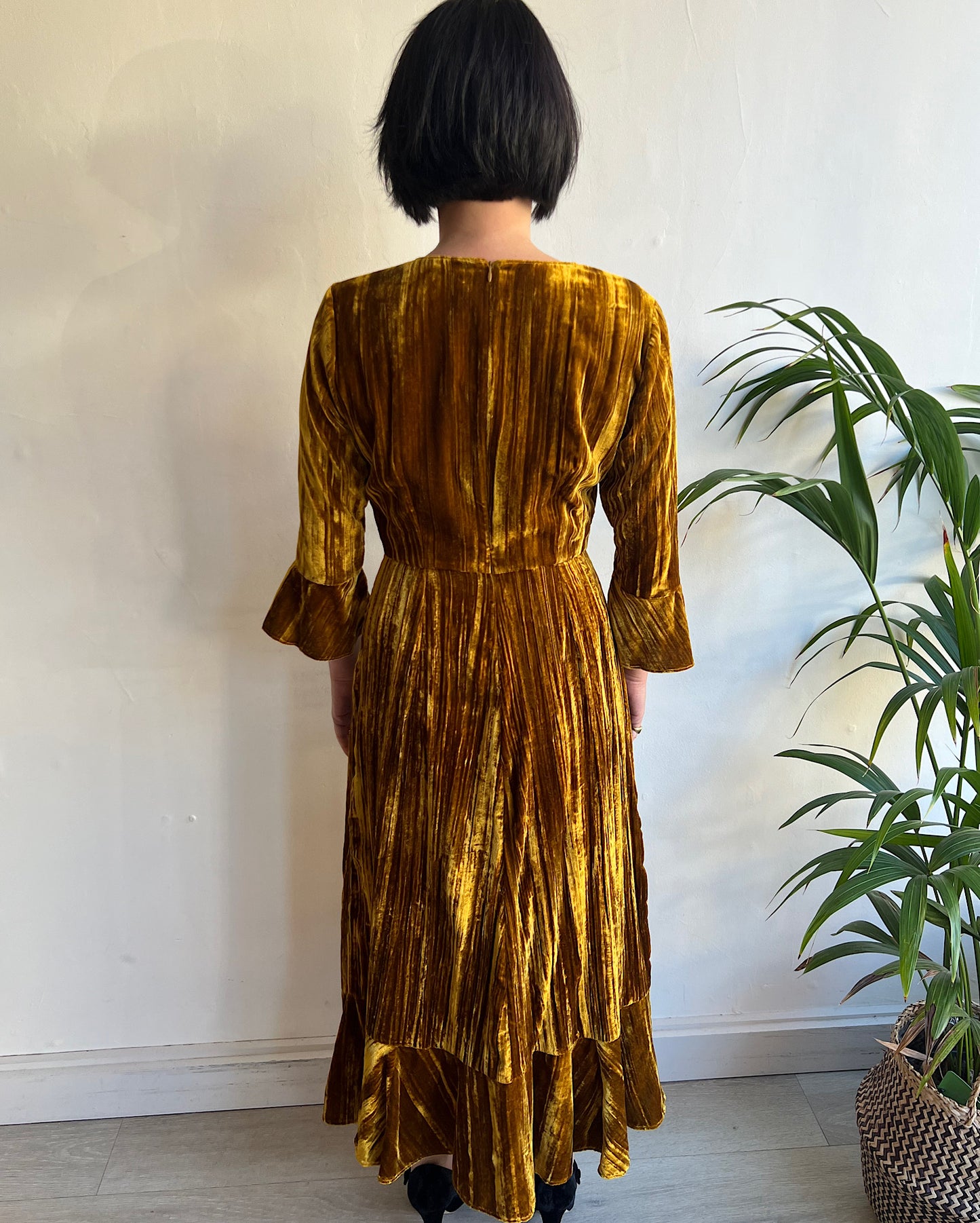 Gold Velvet Maxi Dress ~ Size S